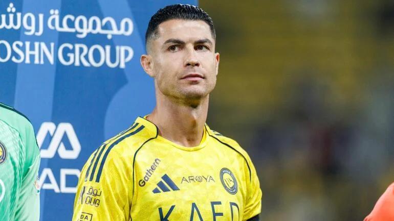 欧冠比赛视频-美媒：C罗感觉被背叛，他警告沙特联赛高层自己已做好离开准备